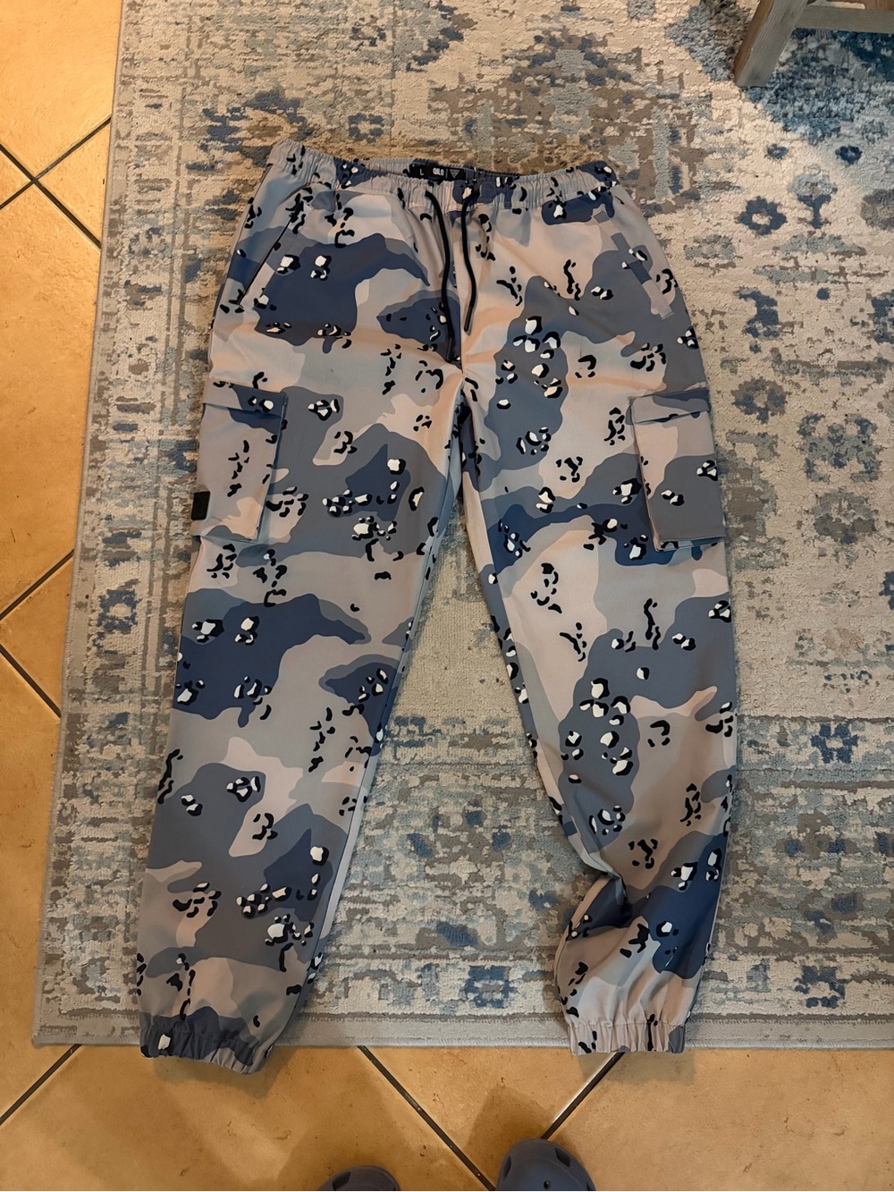 Men's Grey & Navy Camo Cargo Joggers